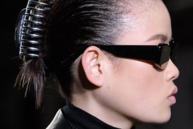 The claw clip made a comeback at Alexander Wang Fall 2018.