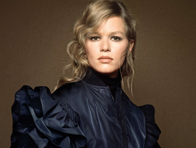 Max Mara F/W 2020.21 : Anna Ewers by Brigitte Niedermair