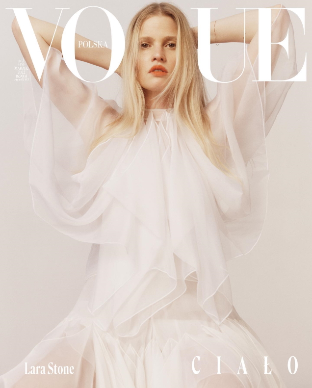 Vogue Poland March 2022 : Lara Stone by Ina Lekiewicz & Julia Noni