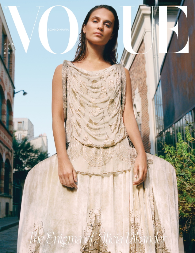 Vogue Scandinavia June/July 2022 : Alicia Vikander by Thomas Cristiani