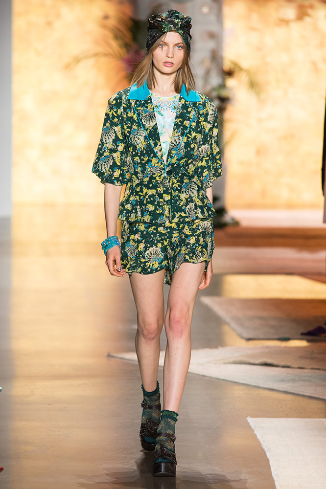 Anna Sui Spring 2019 #19