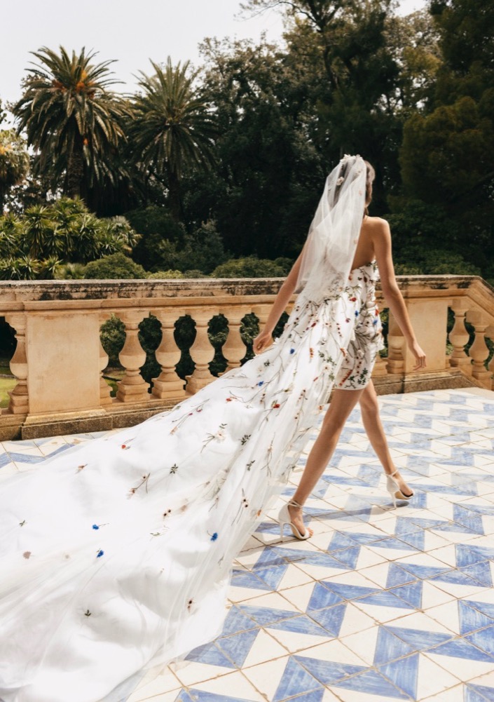 Monique Lhuillier Bridal Spring 2023