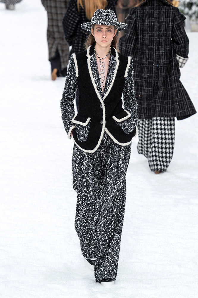 Chanel Fall 2019 #9