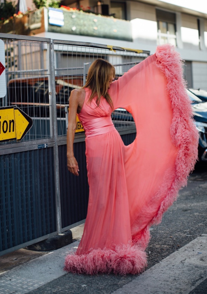 Fall 2022 Haute Couture Street Style #8