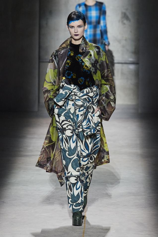 HIT: Dries Van Noten