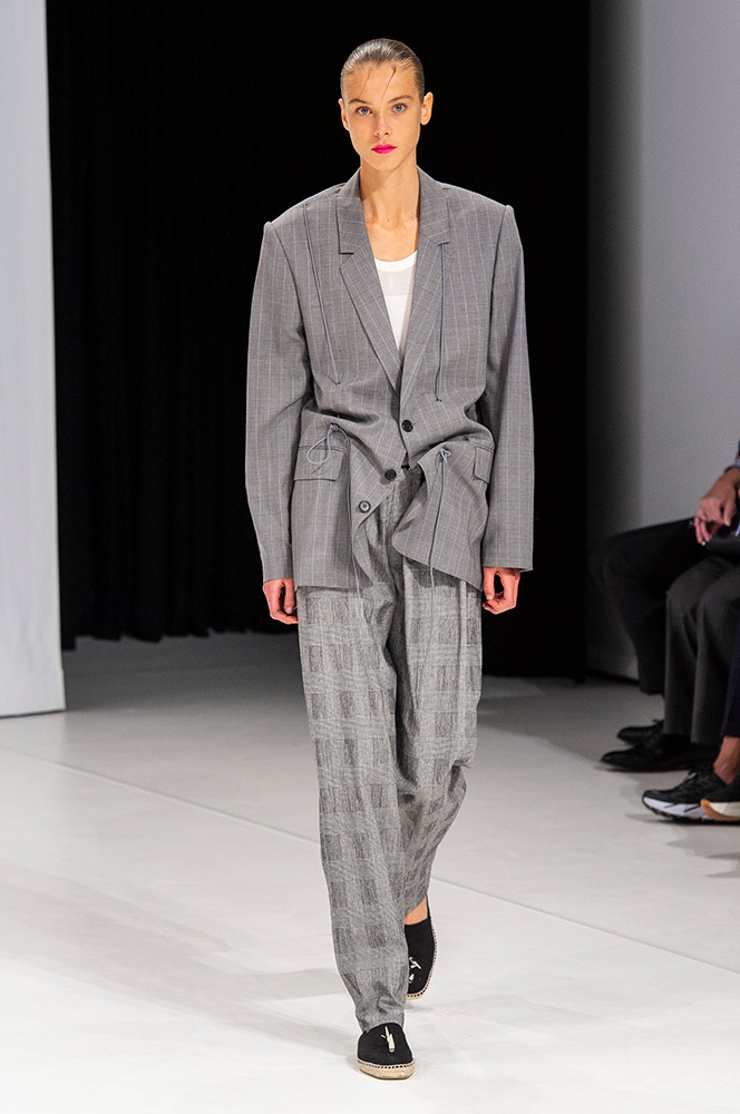 Hussein Chalayan Spring 2019 #3