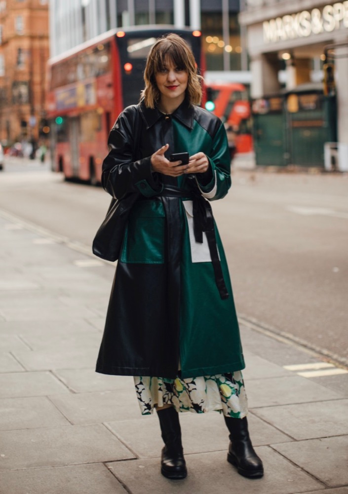 LFW Fall 2022 Street Style #15