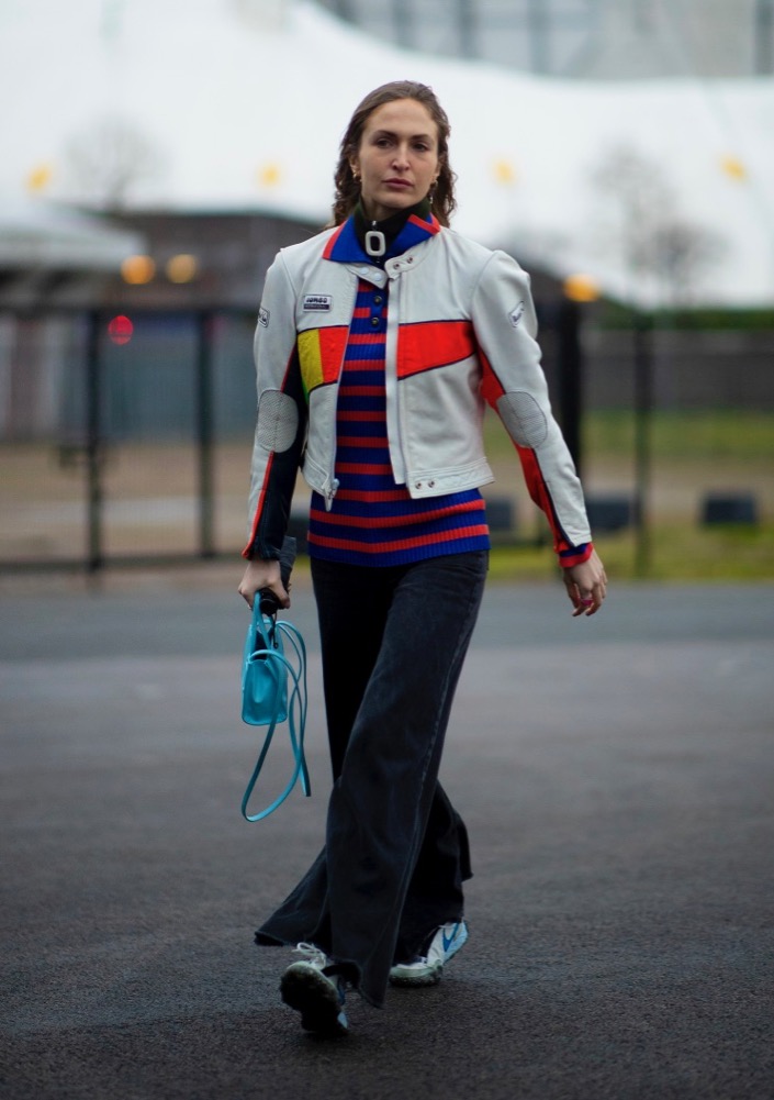 LFW Fall 2022 Street Style #96