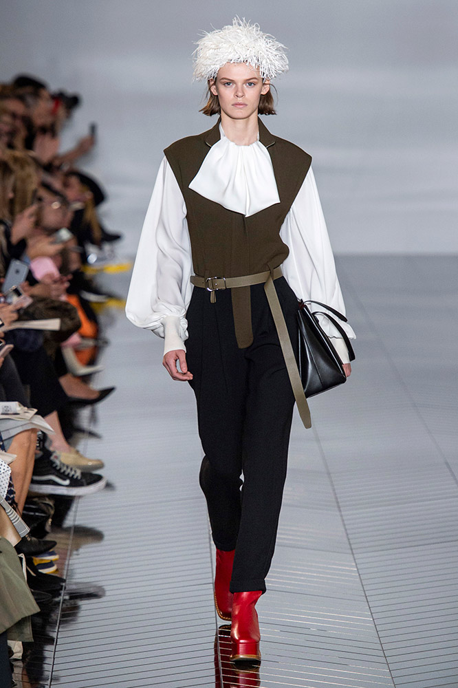 Loewe Fall 2019 #7