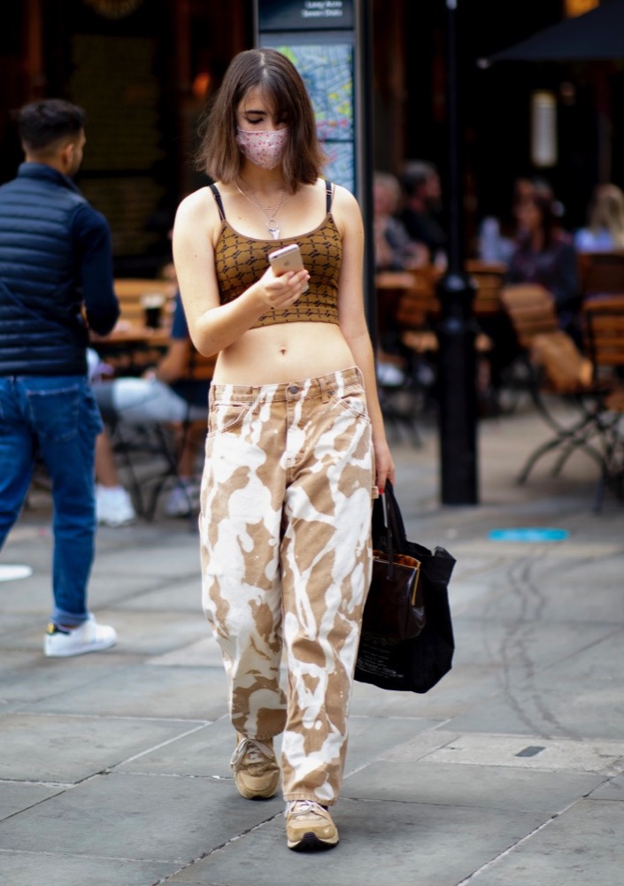 London Fashion Week Spring 2021 Street Style #7