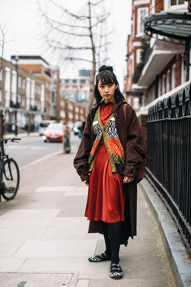 London Fashion Week Street Style Fall 2019 #37