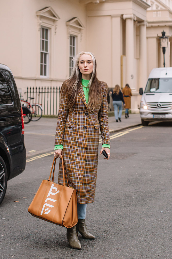 London Fashion Week Street Style Fall 2020 #54