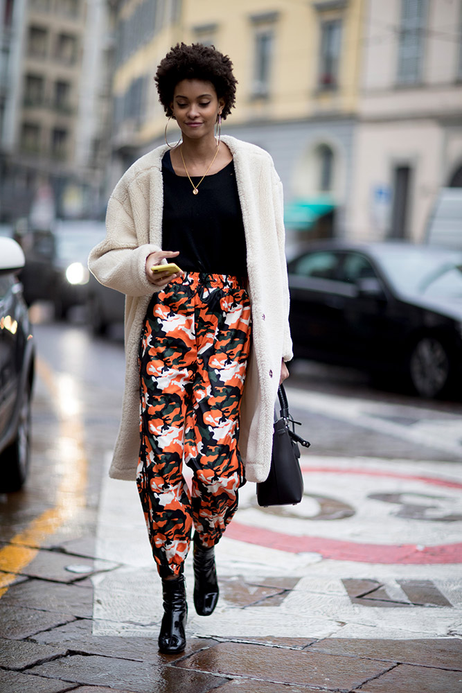 Milan Fashion Week Fall 2018 Street Style #66