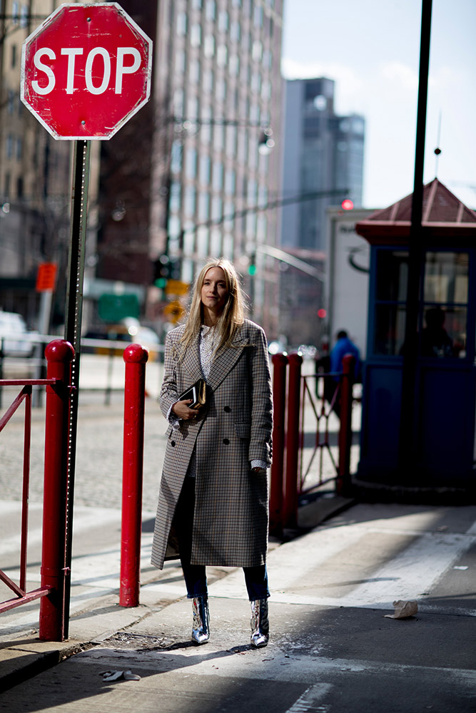 New York Fashion Week Fall 2018 Street Style #86