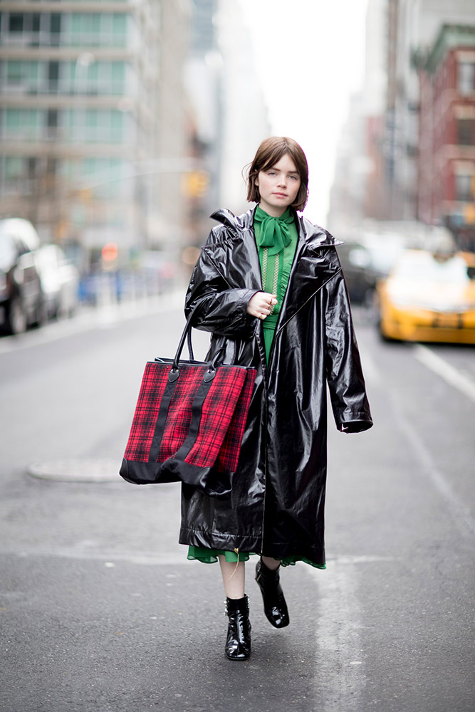 New York Fashion Week Fall 2018 Street Style #24