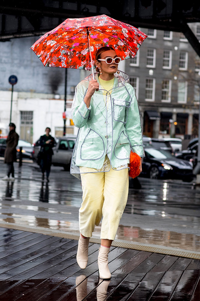 New York Fashion Week Fall 2018 Street Style #57