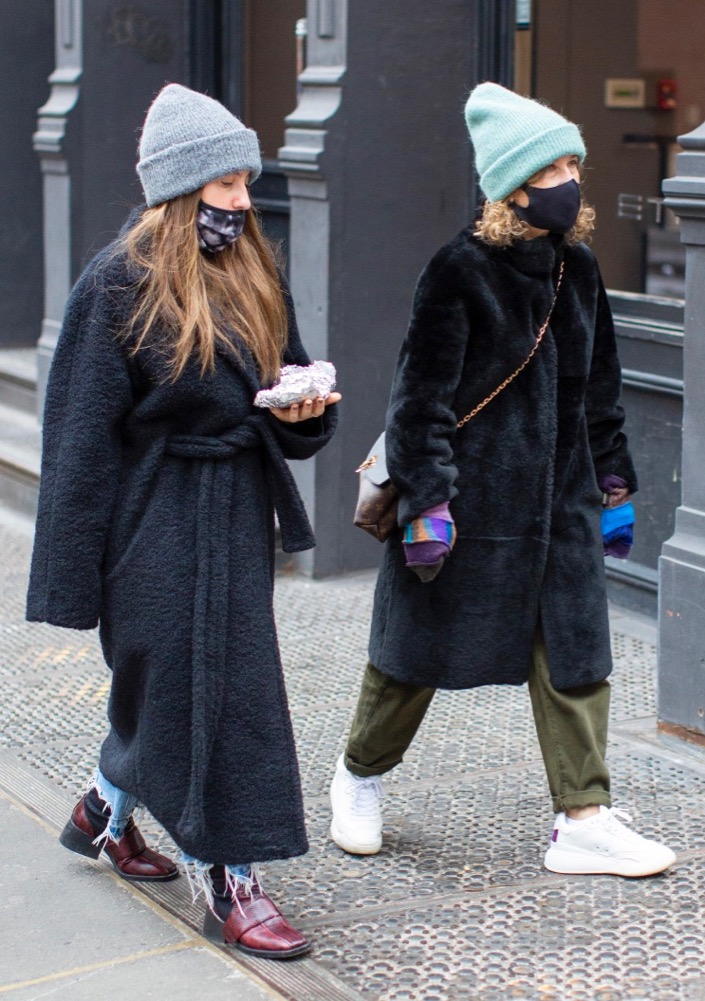 NYFW Fall 2021 Street Style #27