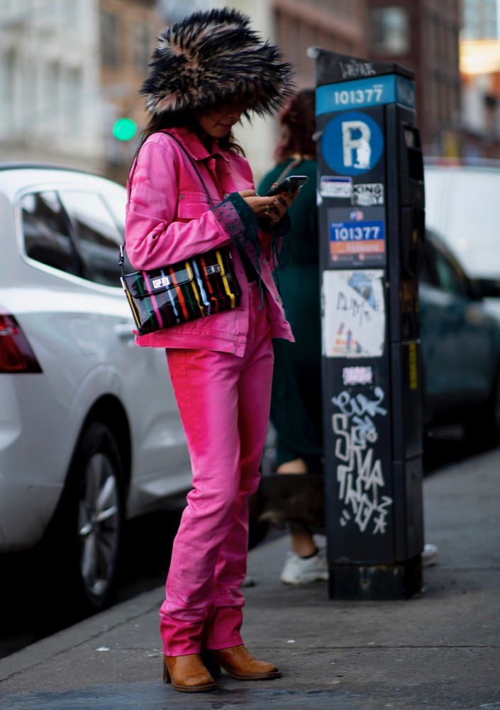 NYFW Fall 2022 Street Style #17