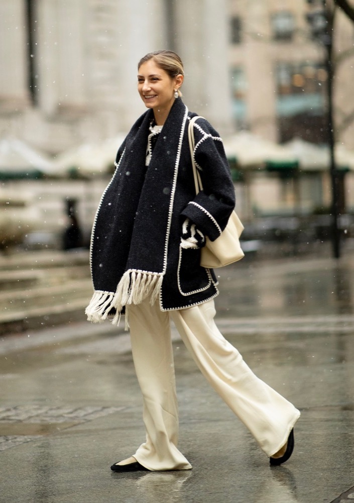 NYFW Fall 2022 Street Style #11