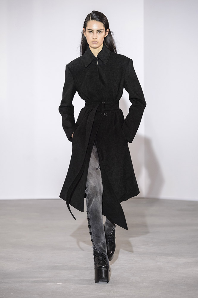 Olivier Theyskens Fall 2018 #12