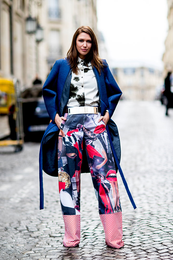 Paris Fashion Week Fall 2018 Street Style #24