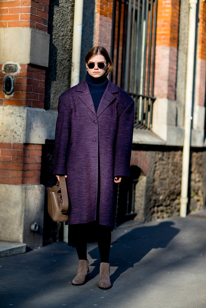 Paris Fashion Week Fall 2018 Street Style #74