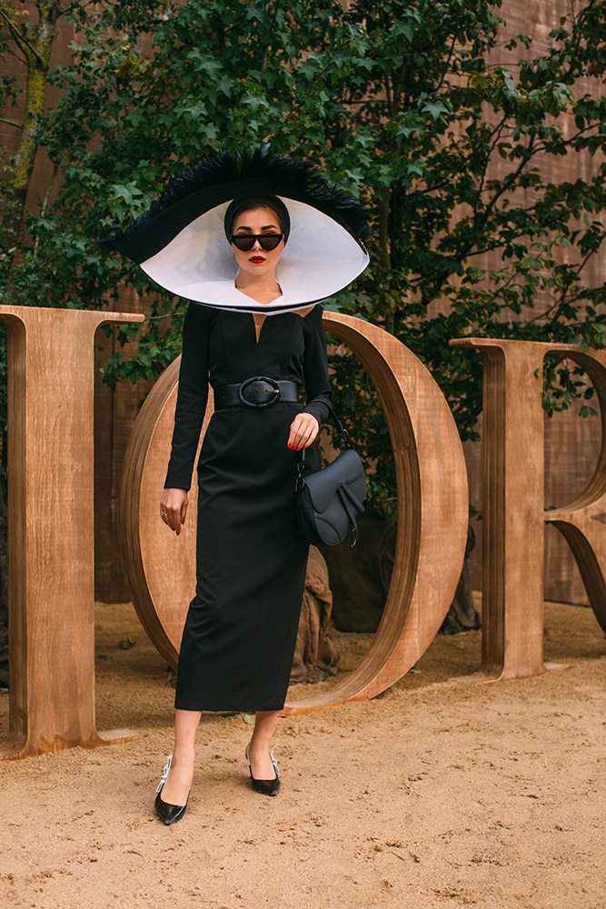 Paris Fashion Week Street Style Spring 2020 #19