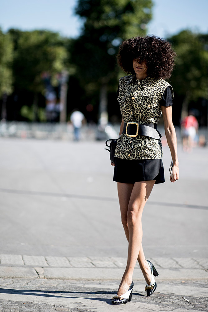 Paris Haute Couture Fall 2018 Street Style #33