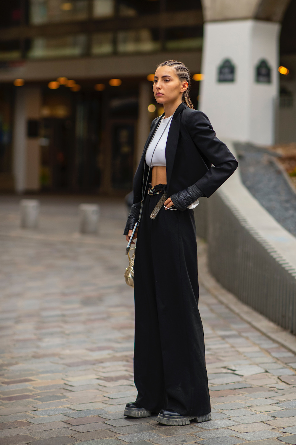 PFW Fall 2021 Street Style #31