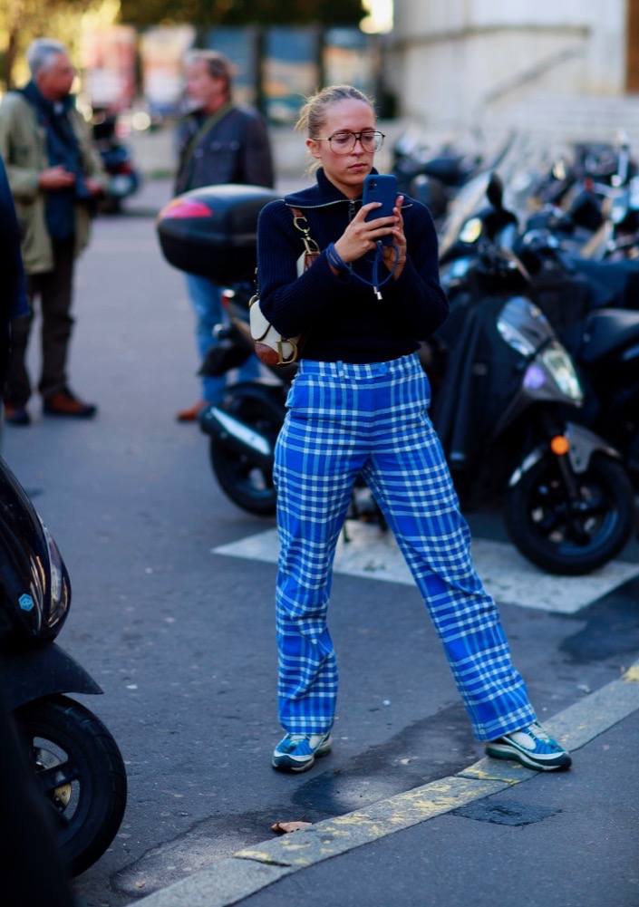 PFW Spring 2022 Street Style #77