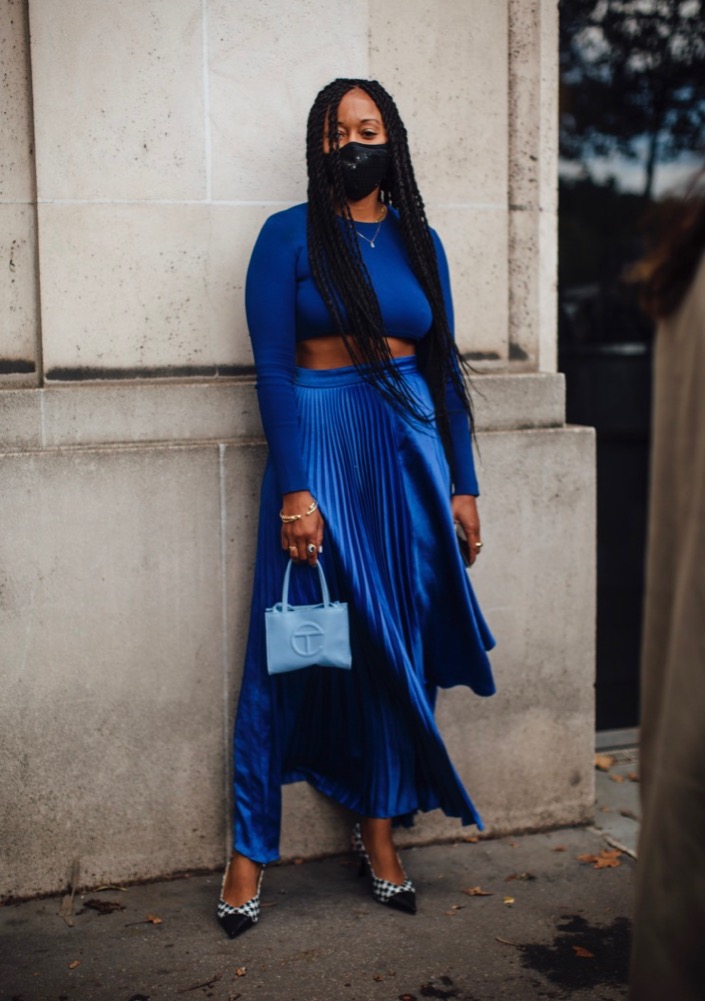 PFW Spring 2022 Street Style #81