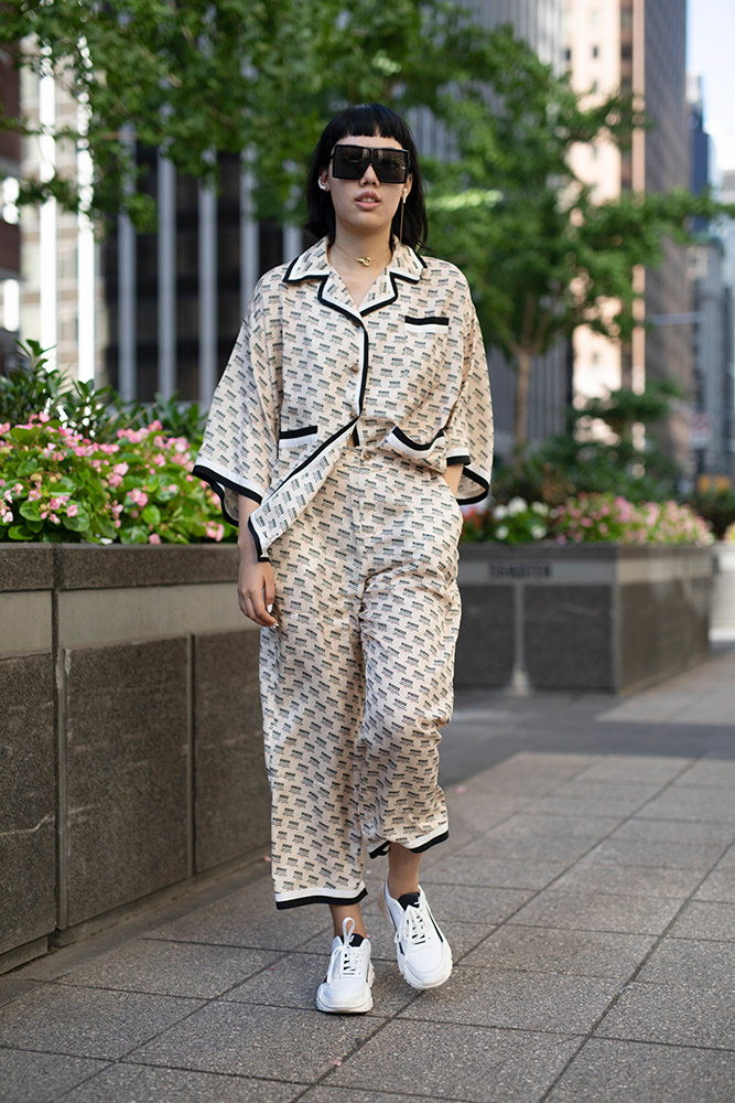 The Women of Men's Fashion Week Street Style, Spring 2019 #48