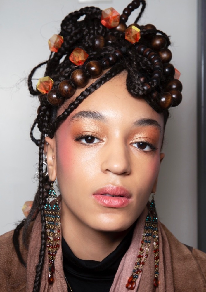 Update: 28 New Year’s Eve Makeup Ideas We’re Stealing From the Runways  #44