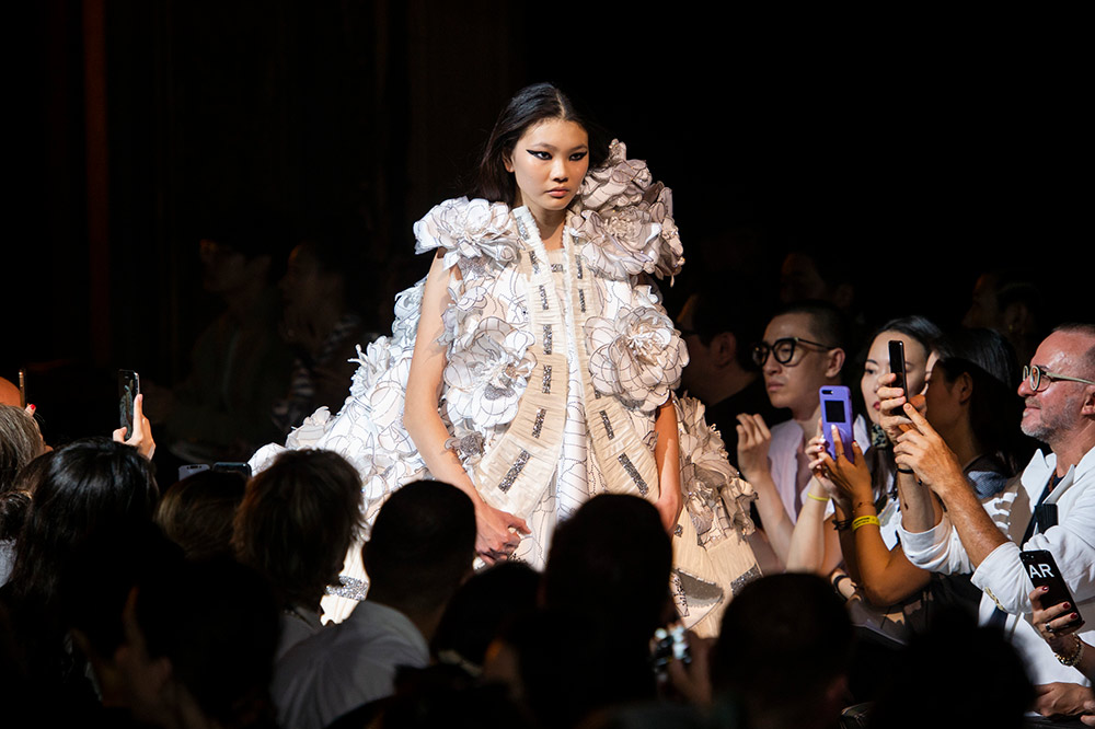 Viktor & Rolf Haute Couture Fall 2018 #32