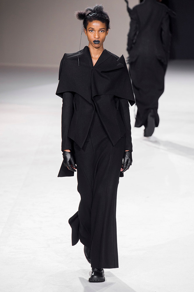 Yohji Yamamoto Fall 2019 #14