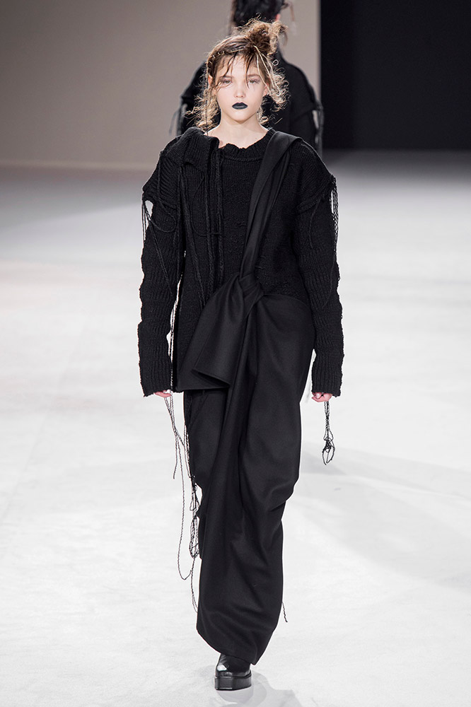 Yohji Yamamoto Fall 2019 #19